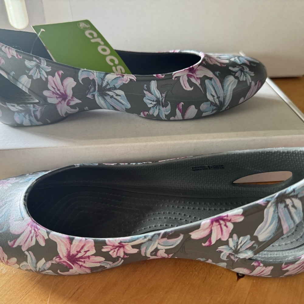 Crocs Women's “Laura” Floral Gray Flats - Picture 2 of 5